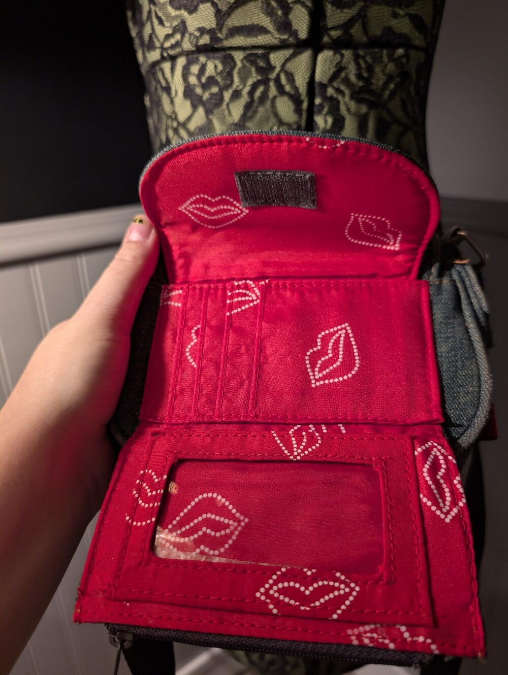 Vintage Denim Crossbody Shoulder Bag - Picture 3 of 5